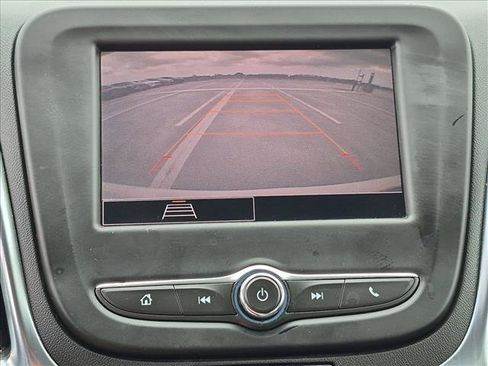 Used 2022 Chevrolet Equinox LT FWD image 13