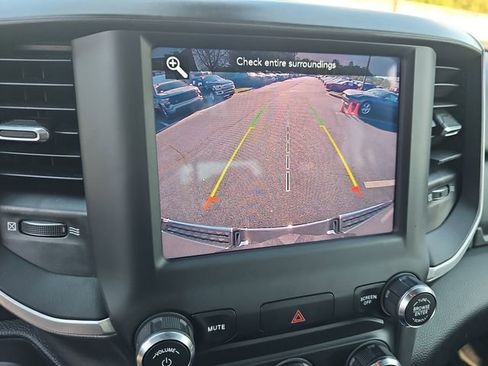 Used 2021 RAM 1500 Big Horn AWD/4WD image 26