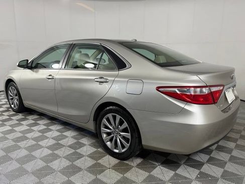 Used 2016 Toyota Camry XLE FWD image 5