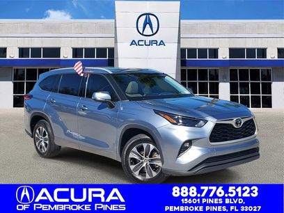 Used 2022 Toyota Highlander XLE