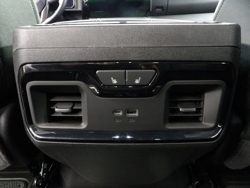 Used 2026 GMC Sierra 1500 AT4 w/ AT4 Premium Package AWD/4WD image 18