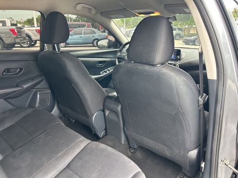 Used 2024 Nissan Sentra S FWD image 44