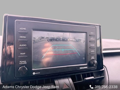 Used 2021 Toyota RAV4 XLE image 17