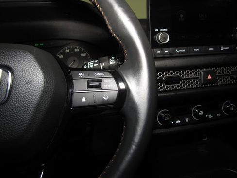 Used 2024 Honda HR-V Sport image 6