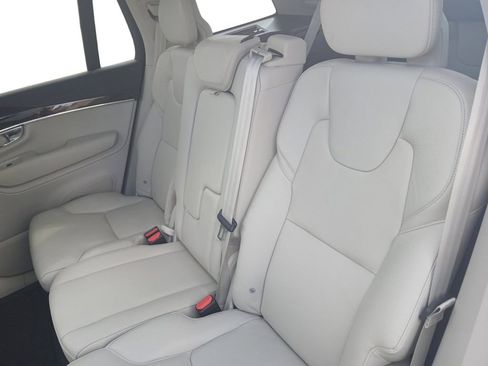 Used 2019 Volvo XC90 T5 Momentum w/ Advanced Package image 15