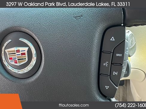 Used 2007 Cadillac DTS w/ Trunk Convenience Package image 65