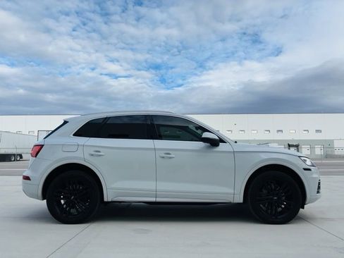 Used 2020 Audi Q5 2.0T Premium Plus w/ Premium Plus Package image 6