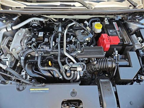 Used 2025 Nissan Sentra SR FWD image 21