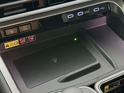 New 2026 Lexus TX 500h AWD image 21