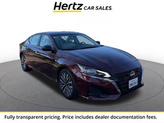 Used 2025 Nissan Altima 2.5 SV FWD video 1
