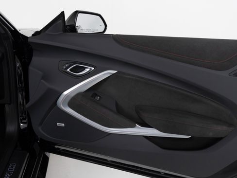 Used 2023 Chevrolet Camaro ZL1 image 30