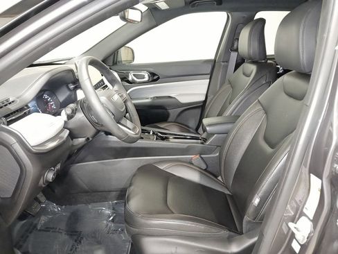 Used 2024 Jeep Compass Limited AWD/4WD image 10
