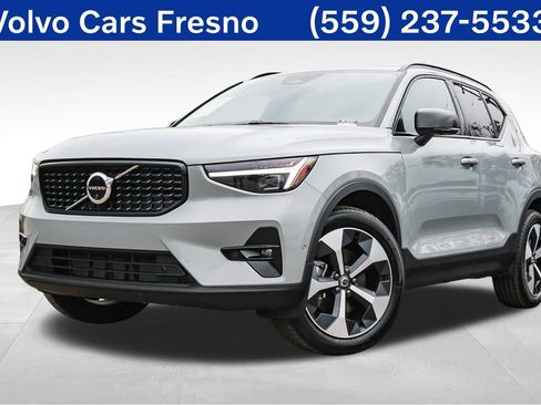Used 2026 Volvo XC40 B5 Plus w/ Protection Package Premier image 1