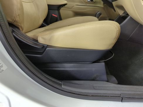 Used 2016 Mitsubishi Outlander SEL image 39