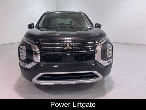 New 2025 Mitsubishi Outlander SEL image 8