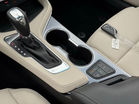 New 2025 Cadillac CT4 Premium Luxury image 29