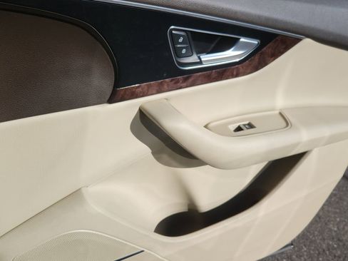 Used 2017 Audi Q7 3.0T Premium Plus w/ Premium Plus Package image 15