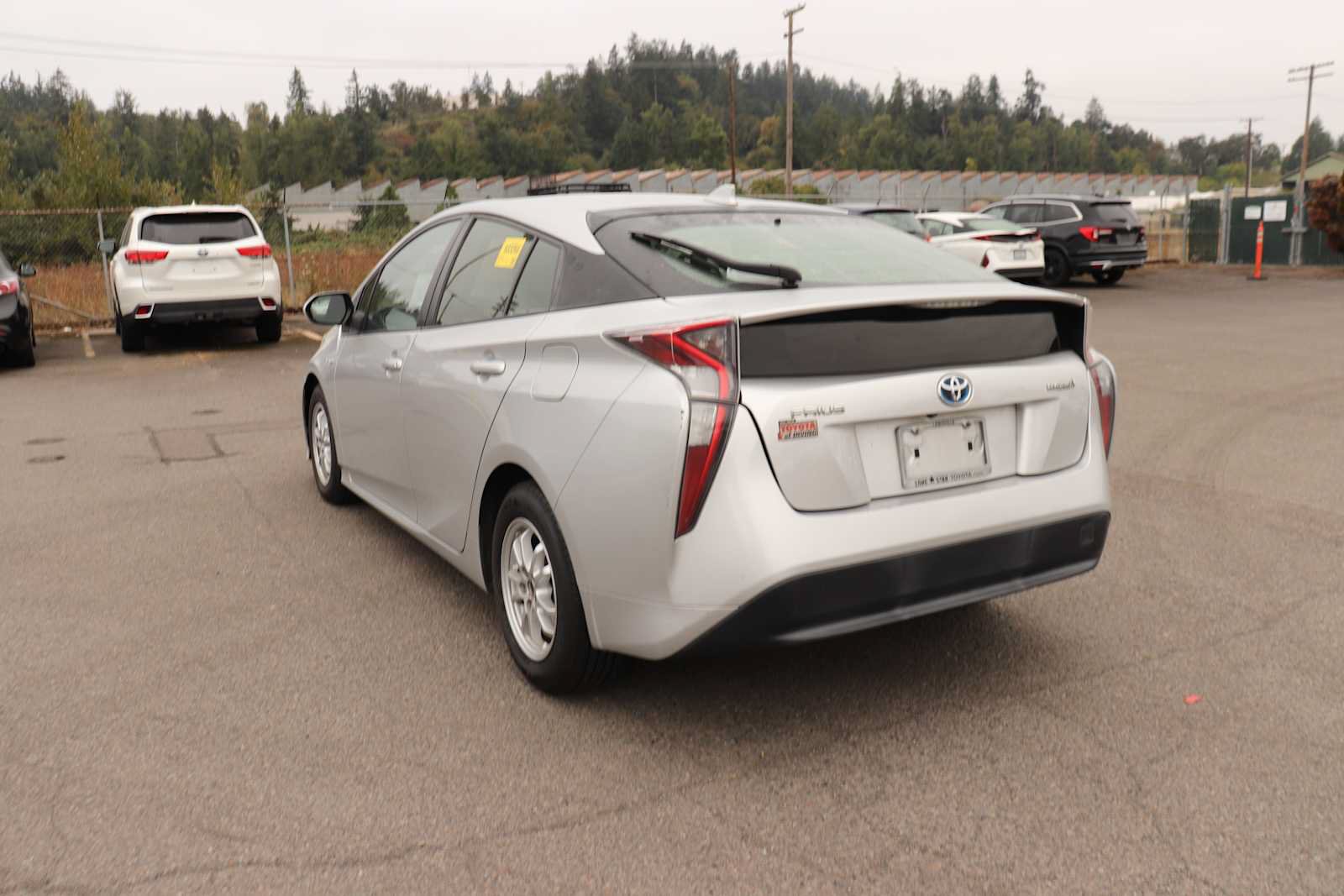 Used 2017 Toyota Prius Two FWD image 7
