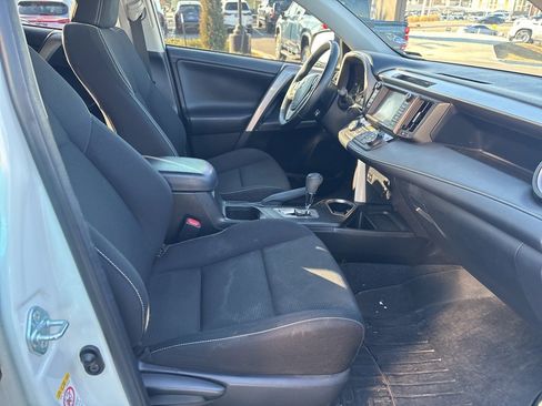 Used 2018 Toyota RAV4 XLE image 14