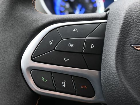 New 2026 Chrysler Pacifica Pinnacle image 25