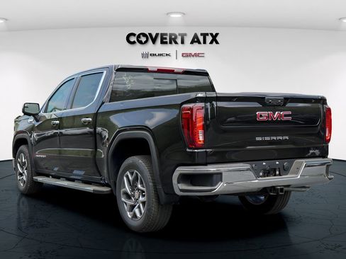 New 2026 GMC Sierra 1500 SLT image 6