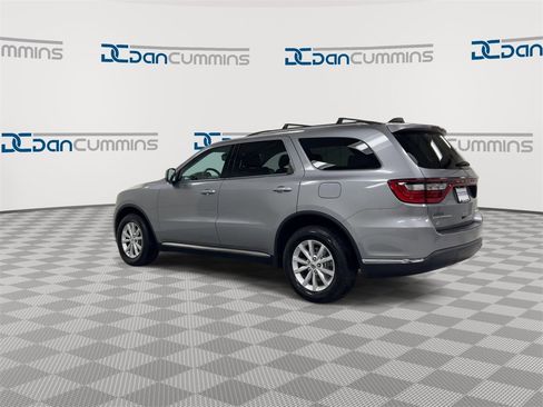 Used 2019 Dodge Durango SXT image 6
