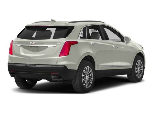 Used 2017 Cadillac XT5 Luxury w/ Driver Awareness Package AWD/4WD image 2