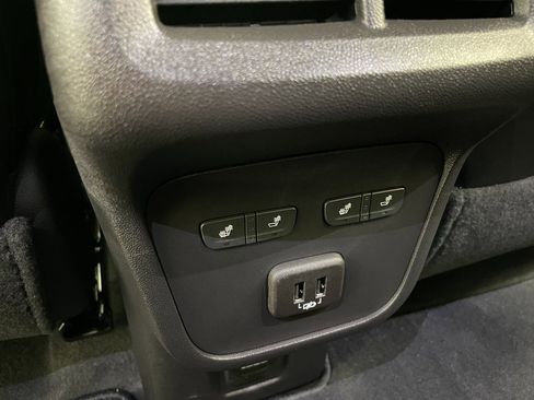 Certified 2024 Chevrolet Equinox Premier image 43