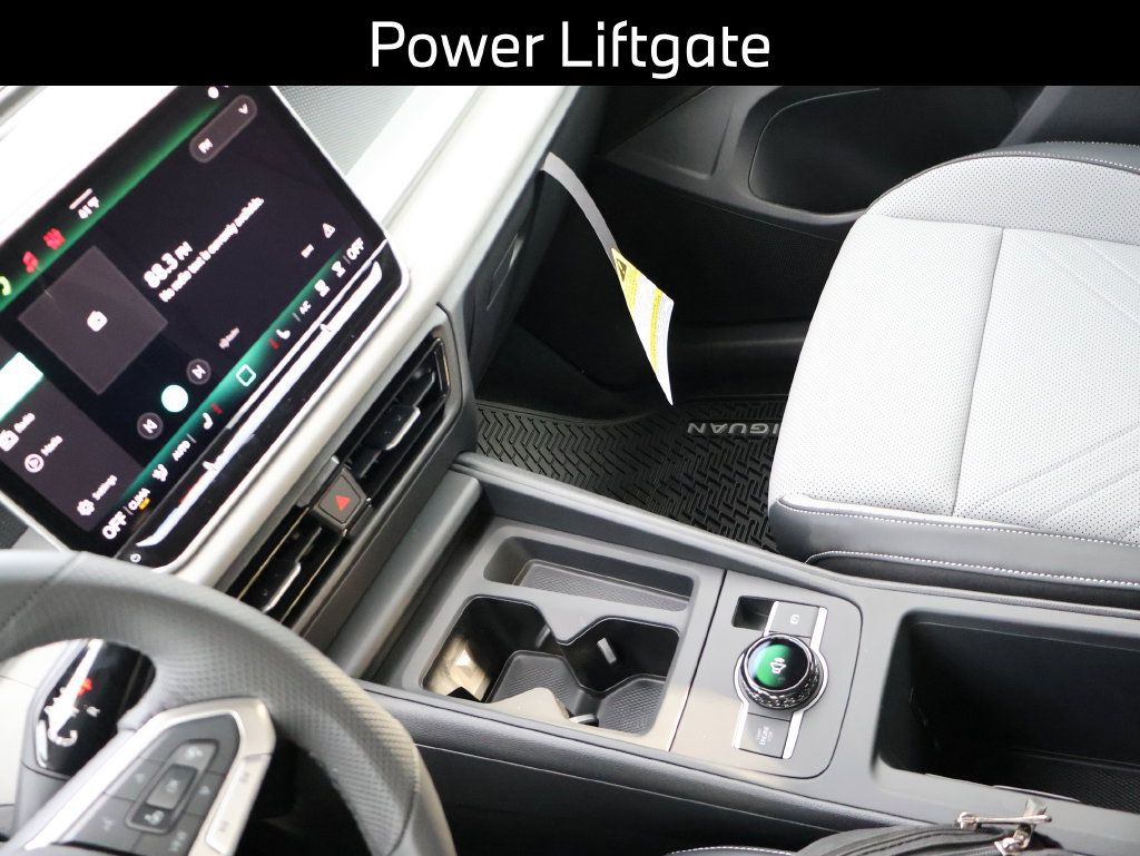 Used 2026 Volkswagen Tiguan SE R-Line AWD/4WD image 7
