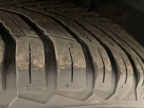 Used 2020 Ford Escape Titanium w/ Titanium Premium Package 2.0 image 29