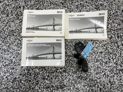 Used 2013 Chevrolet Silverado 2500 LT w/ Interior Plus Package image 21