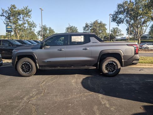 New 2026 Chevrolet Silverado EV Trail Boss w/ Premium Package image 5