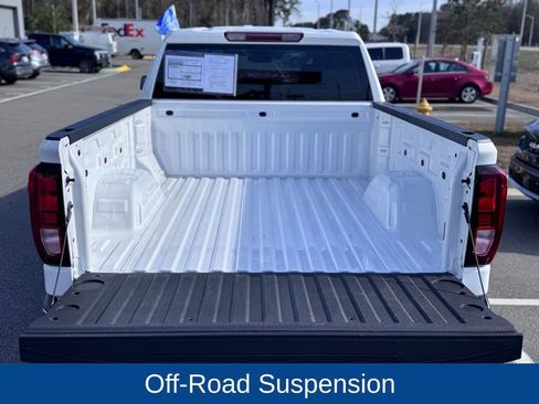 Used 2025 GMC Sierra 1500 Pro w/ X31 Off-Road Package image 7