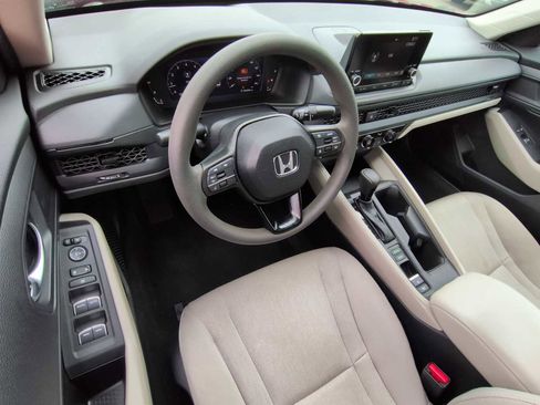 Used 2024 Honda Accord LX image 10