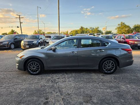Used 2015 Nissan Altima 2.5 S w/ Power Driver Seat Package FWD image 3