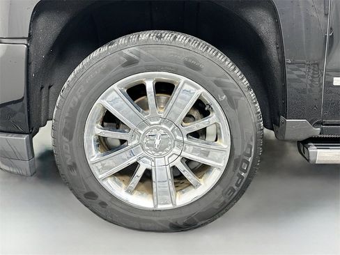 Used 2016 Chevrolet Silverado 1500 High Country w/ High Country Premium Package image 31