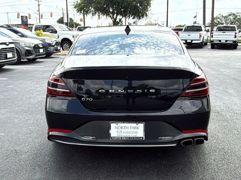 Used 2023 Genesis G70 2.0T RWD image 7