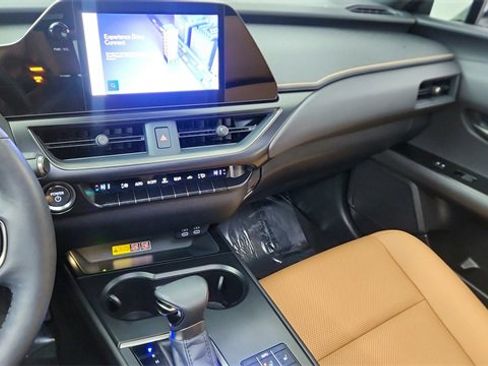 Used 2023 Lexus UX 250h AWD w/ Premium Package image 42