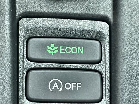 New 2025 Honda Accord SE image 19