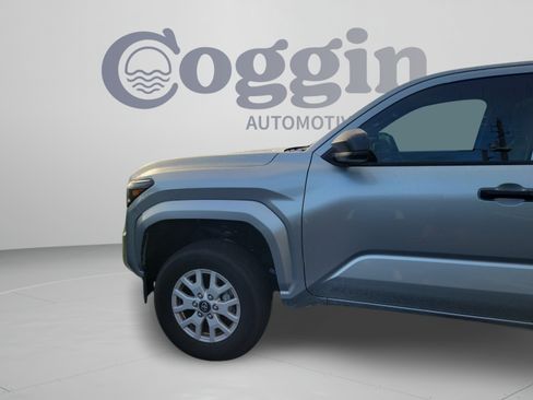 Used 2025 Toyota Tacoma SR RWD image 25