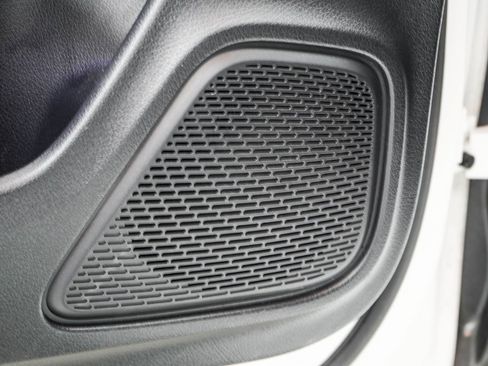 Used 2025 Mercedes-Benz CLA 250 image 46