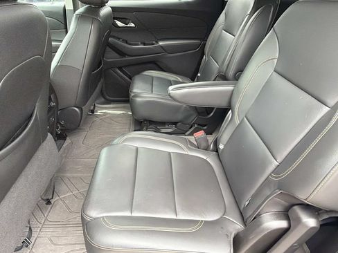 Used 2020 Chevrolet Traverse RS FWD image 14
