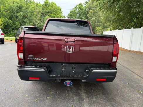 Used 2017 Honda Ridgeline RTL-T image 4