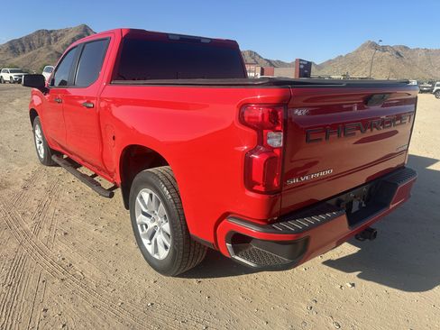 Used 2022 Chevrolet Silverado 1500 Custom RWD image 3