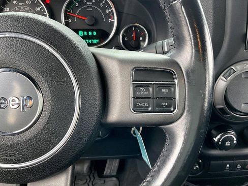 Used 2016 Jeep Wrangler Unlimited Sport image 16