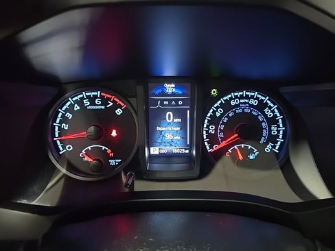 Used 2023 Toyota Tacoma SR image 21