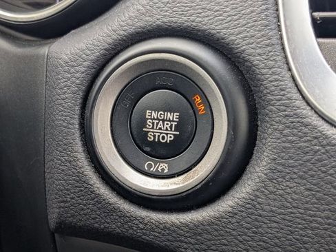 Used 2020 Dodge Durango SXT w/ 3rd Row Seating Group image 25