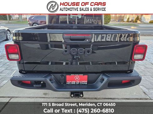 Used 2021 Jeep Gladiator Sport image 16
