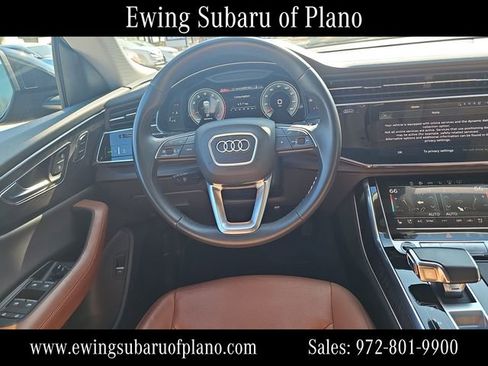 Used 2022 Audi Q8 Prestige w/ Prestige Package image 14
