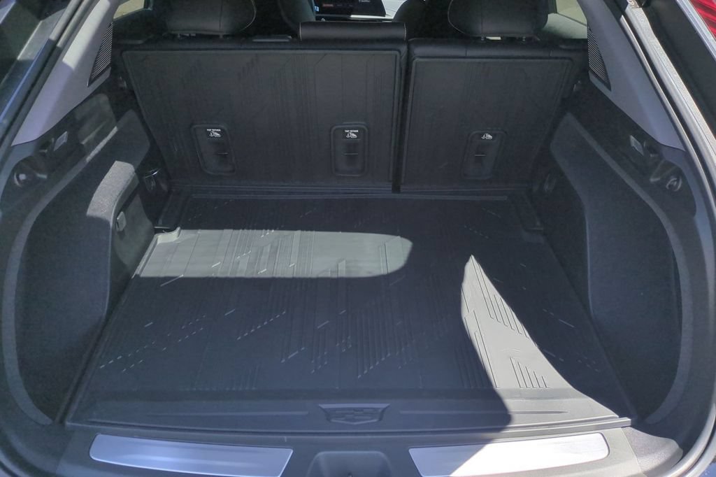 New 2027 Cadillac Optiq Sport RWD image 14